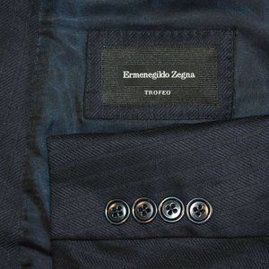 $1995 48R Ermenegildo Zegna CURRENT navy coat